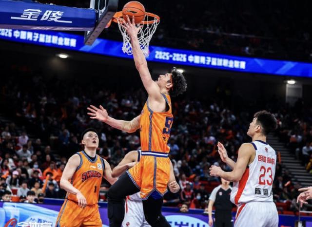 王哲林:十几年生涯达成万分非常开心,希望未来实现更多目标